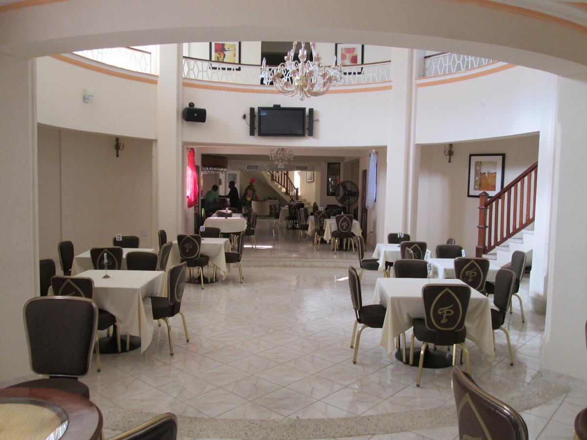 Hotel Tabarre 'S Palace 太子港 外观 照片